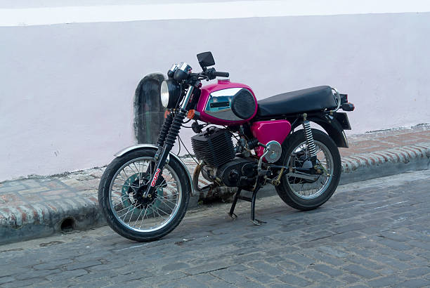istock Streets of Cuba 507144302