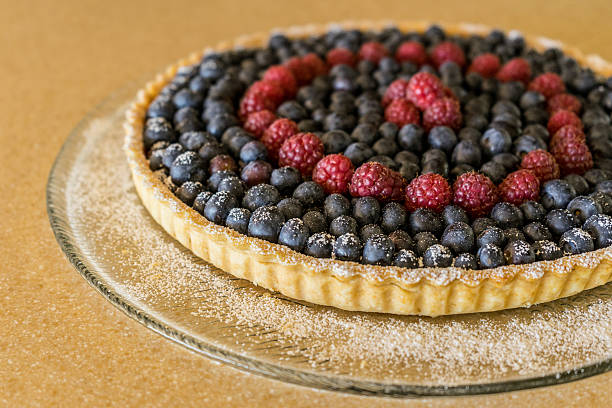 Frutas tarta de frambuesa de arándanos - foto de stock