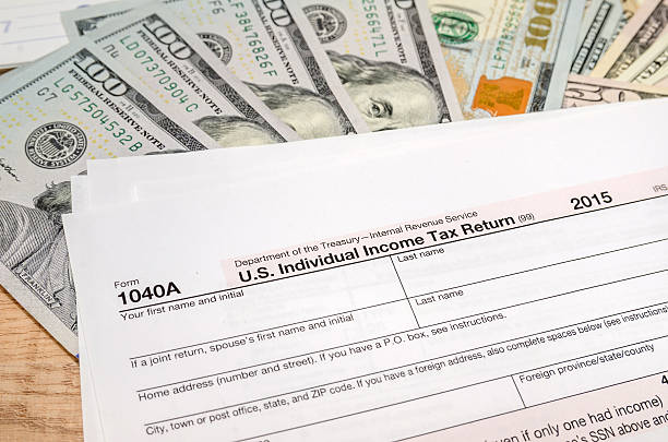 istock 1040 tax form for 2016 year 507213734
