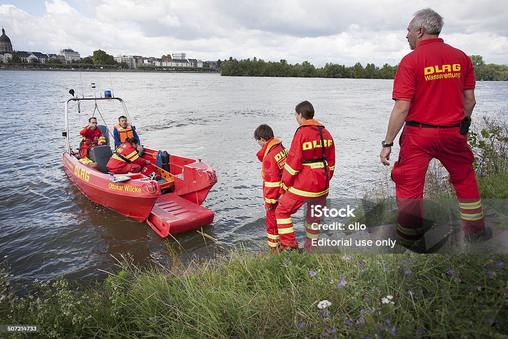 Swiftwater Taladro/Stroemungsretter DLRG de rescate - Foto de stock de Ayuda libre de derechos