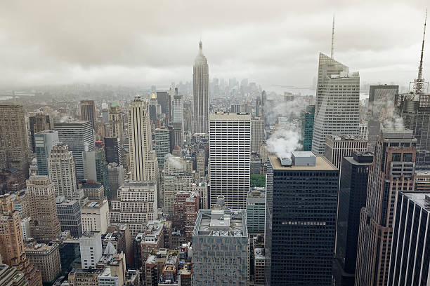 istock New York at a rainy day 507249246