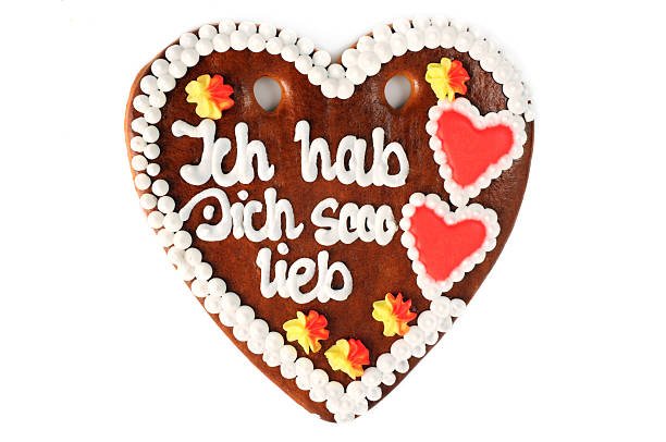 istock Gingerbread heart cake with i love you message 507256206
