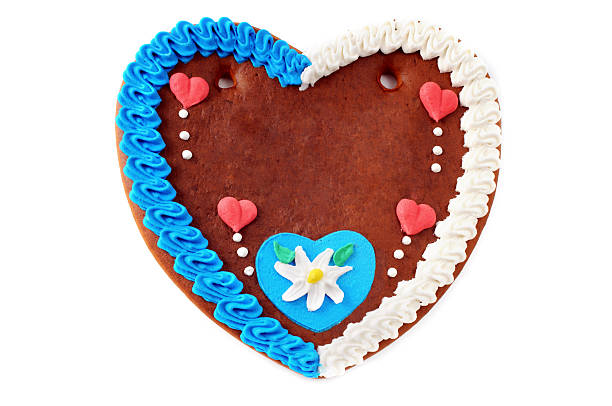 istock Gingerbread heart cake with copy space on white isolated background 507270712
