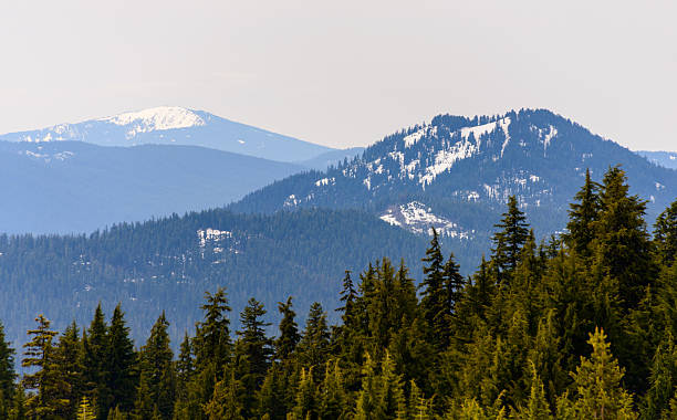 istock Crater Lake National Park 507273292