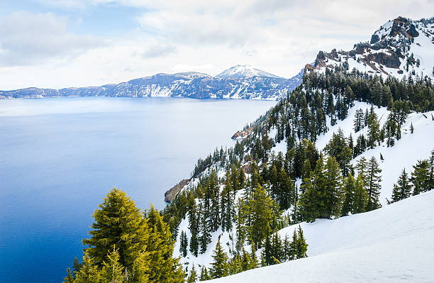istock Crater Lake National Park 507273584