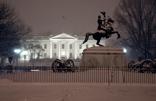 White House during evening snowstorm 