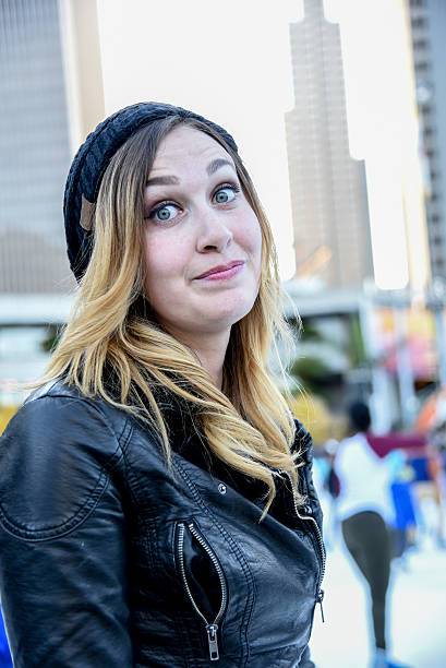 istock City girl 507298648