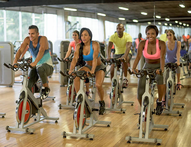 istock People doing exercising at the gym 507299304