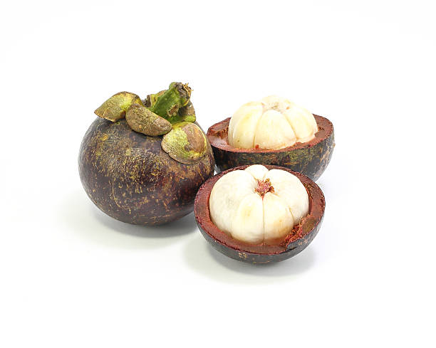 istock Mangostieen purple Fruit 507301020