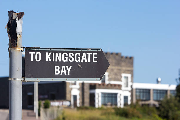 istock Kingsgate Bay in Kent, England 507309563