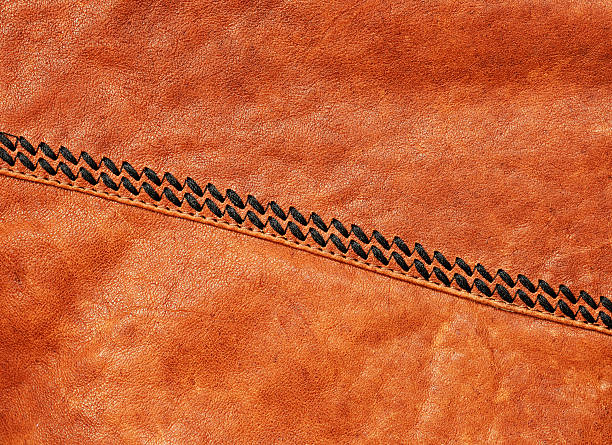 fondo de cuero marrón - leather belt sewing hide fotografías e imágenes de stock