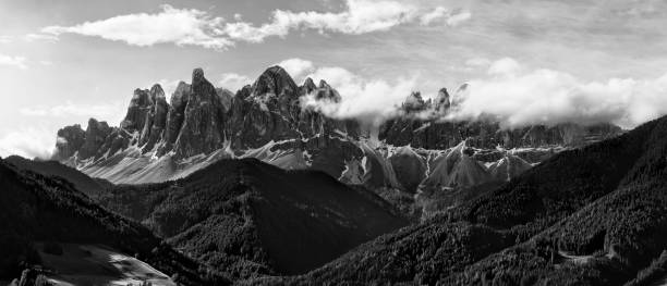 istock Black and white panorama of Geisler (Odle) Dolomites Group 507372650