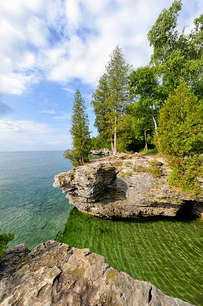 istock Rocky Cliffs Along Coastline of Lake Michigan 507402895