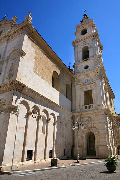 フォッジア - foggia province ストックフォトと画像