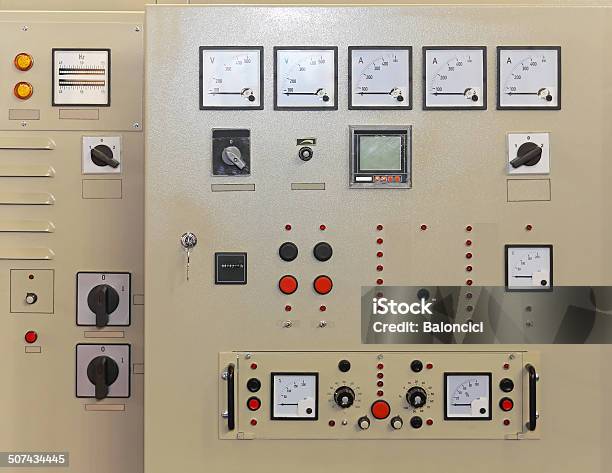 Painel De Controlo - Fotografias de stock e mais imagens de Ampere - Ampere, Botão - Peça de Máquina, Controlo