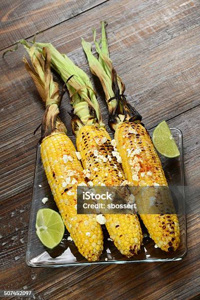 Elote Pannocchia Arrostita - Fotografie stock e altre immagini di Pannocchia - Pannocchia, Alla griglia, Cultura messicana