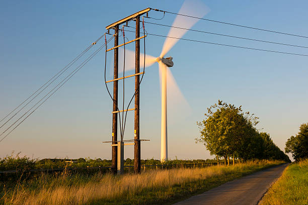 풍력발전기 및 전원 케이블 연결 - wind turbine wind turbine yorkshire 뉴스 사진 이미지