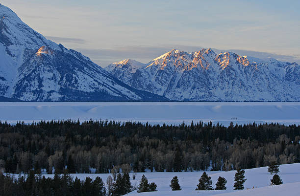 istock Mount Saint John in the Grand Tetons Mountain Peaks 507500948