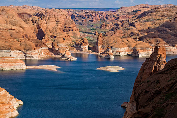 istock Hole in the Wall Lake Powell 507565628