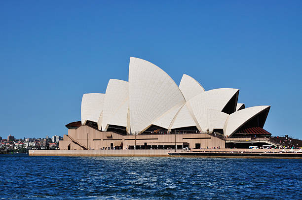 sydney opera house - sydney australia sydney harbor bridge opera house sydney opera house zdjęcia i obrazy z banku zdjęć