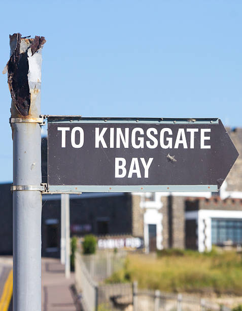 istock Kingsgate Bay in Kent, England 507578723