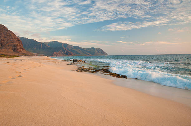 istock Magnificently colorful beach in Hawaii 507579213