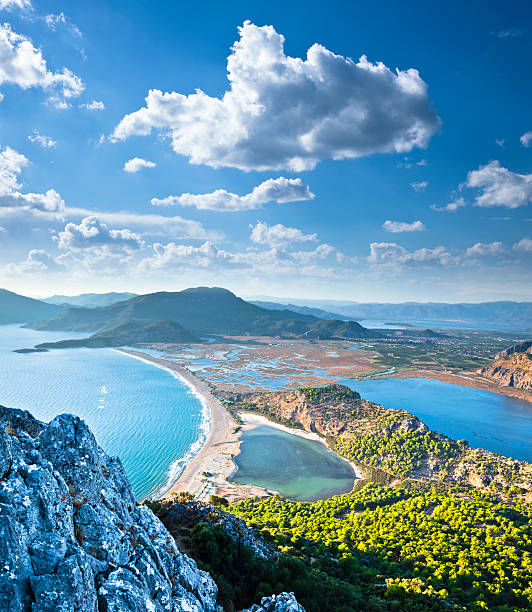 iztuzu beach - cloud morning delta landscape - fotografias e filmes do acervo