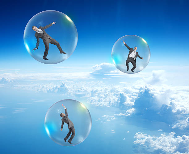 istock Set of businessmen in bubbles 507631630
