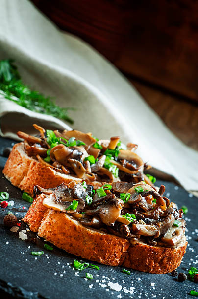 istock Sandwiches with mushrooms and green onion 507636318