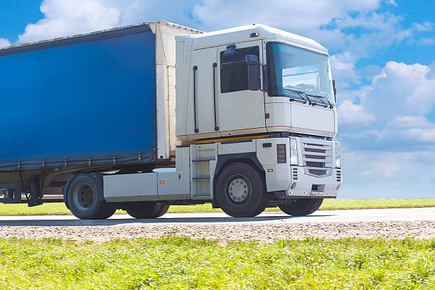istock truck goes on highway 507638618