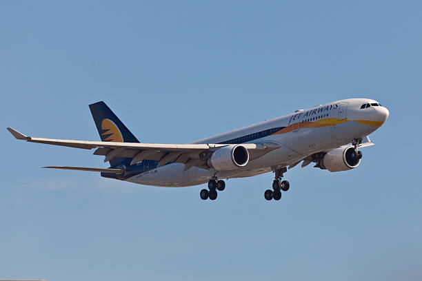 boeing 767 jet airways o pouso no aeroporto jfk - boeing 747 airplane commercial airplane jet - fotografias e filmes do acervo