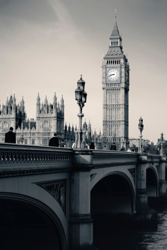 Big Ben and House of Parliament in London in black and white.