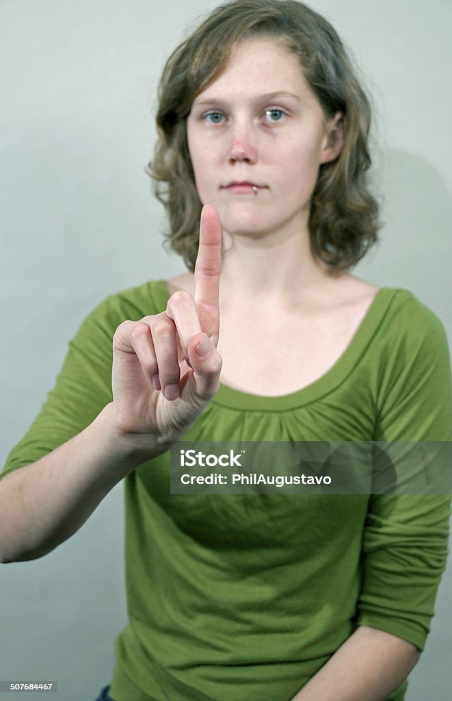 청각 장애 여자 서명 번호 1 - 로열티 프리 1 스톡 사진