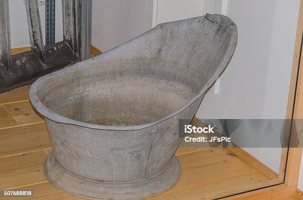 Old Empty Zinc Bathtub Stock Photo - Download Image Now - Bathtub, Zinc, Arts Culture and Entertainment