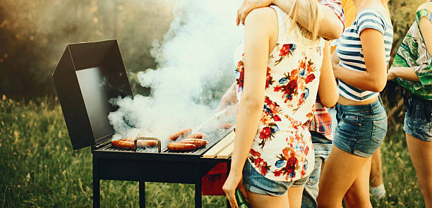 istock Friends having barbecue party. 507690294