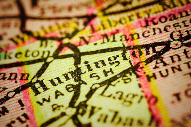 istock Huntington, Indiana on an Antique map 507705322