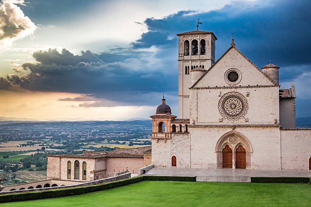 istock Wonderful architecture in Assisi, Umbria, Italy 507706290
