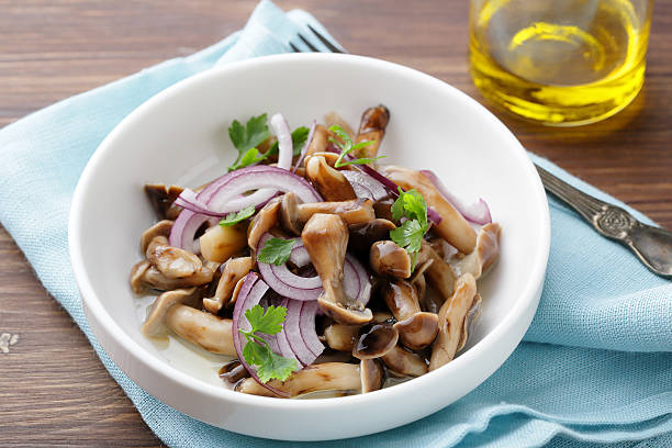 mushrooms salad with onion