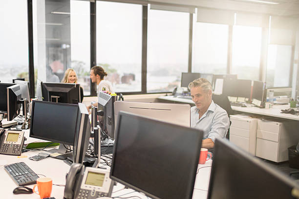 istock People working in the office 507711102