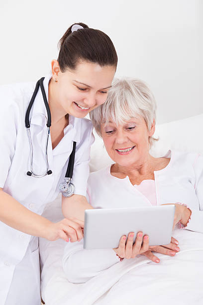 istock Doctor Showing Digital Tablet To Patient 507723113