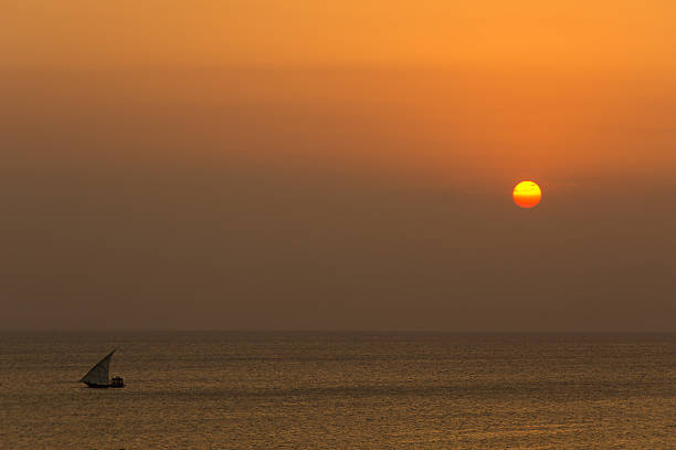 Pôr do sol de Zanzibar - fotografia de stock