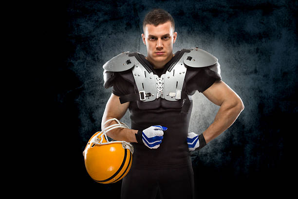 istock American football player posing 507822123