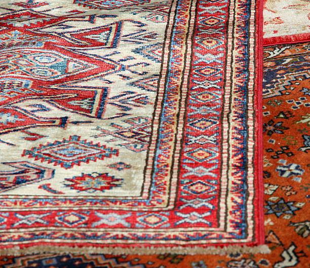 istock Oriental rugs in pure wool for sale 5 507823057