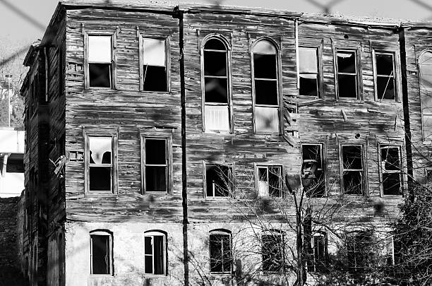 istock old abandoned house at Istanbul 507854859