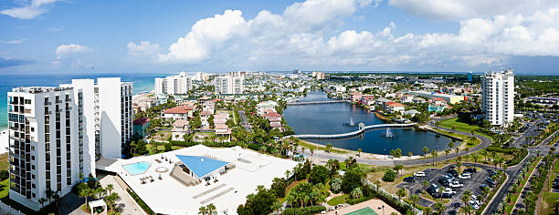 istock Destin Florida Emerald coast 507881117