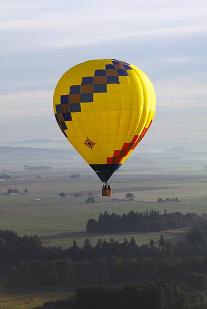 istock Hot Air Balloon At Sunrise 507900097