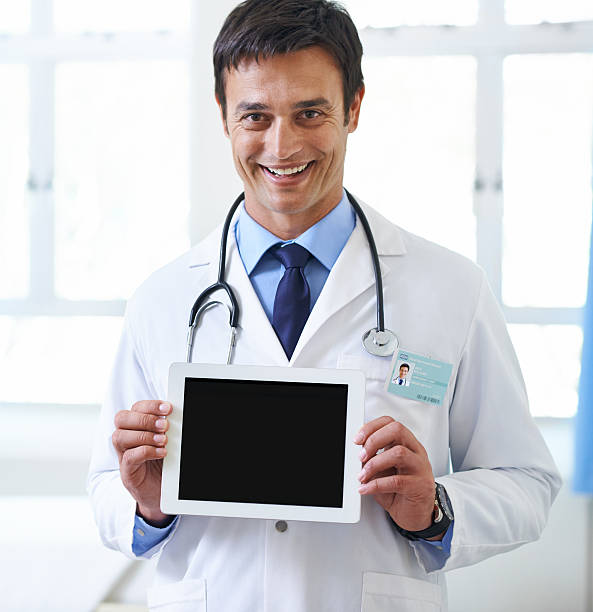 istock The doctor's new best friend 507918069