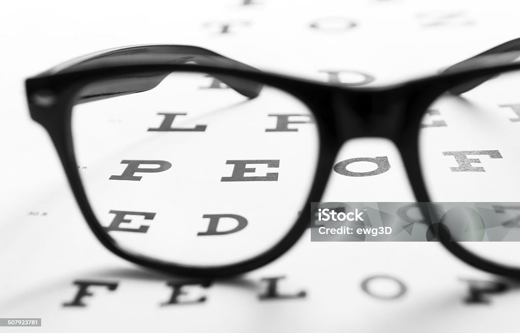 Gli occhiali a occhio grafico - Foto stock royalty-free di Alfabeto