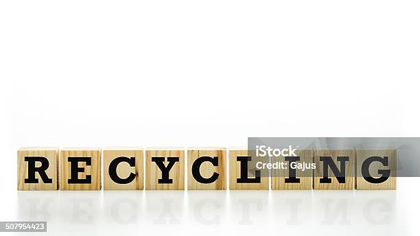 Imagem Conceptual Com A Palavra De Reciclagem - Fotografias de stock e mais imagens de Bicicleta - Bicicleta, Começo, Cubo