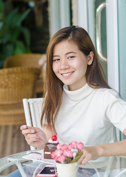 istock Beautiful asian woman 507984239